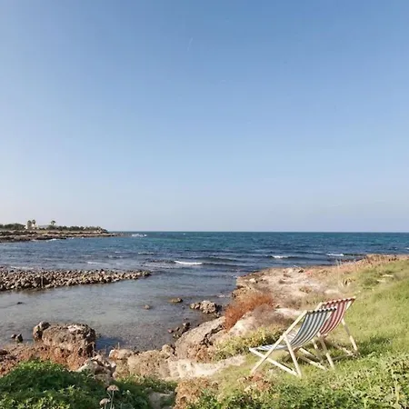 Emiele Con Vista Mare Villa Mola di Bari